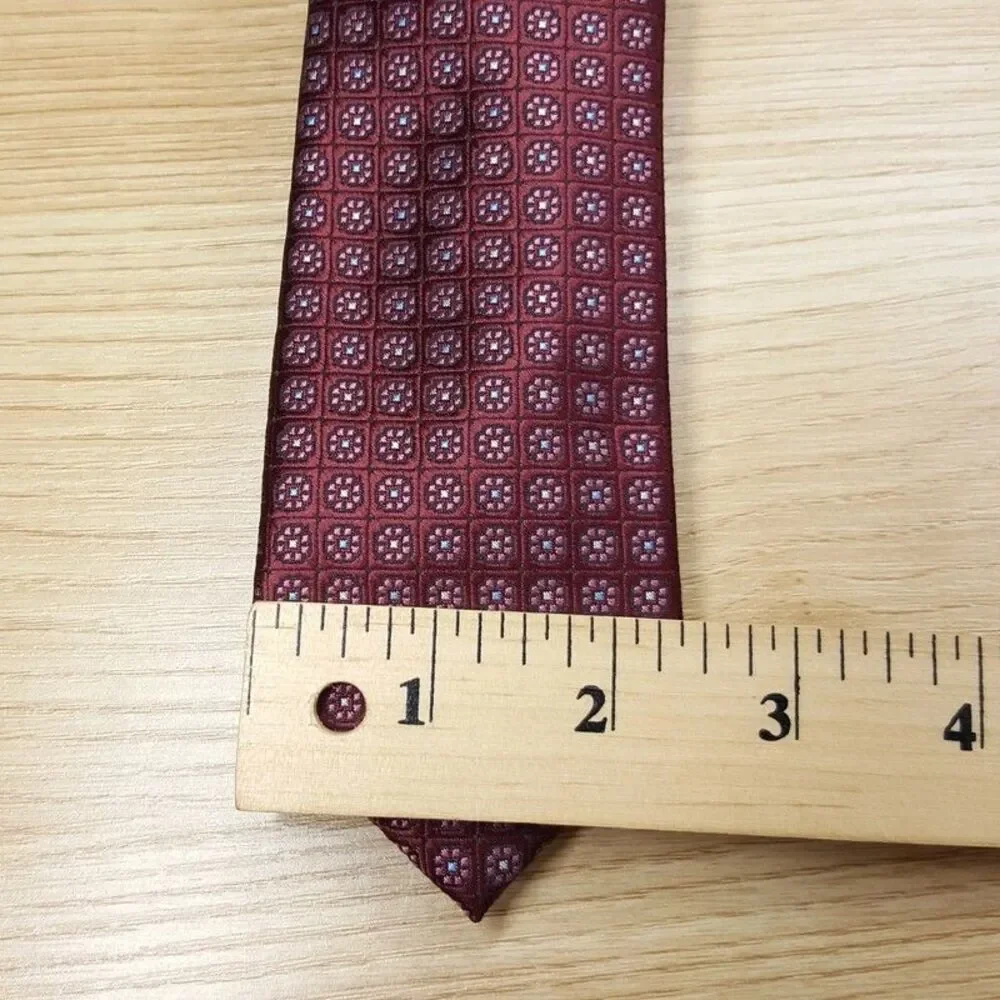 BAR III Mens Neck Tie Burgundy Micro Floral Geometric Slim Skinny